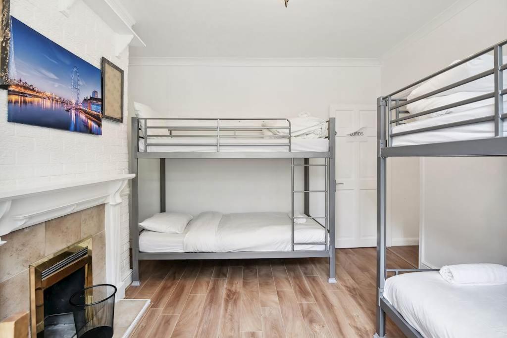 Aplacetostay Central London Apartment, Zone 1 Car المظهر الخارجي الصورة